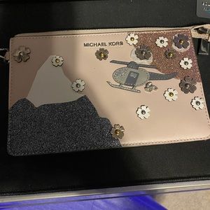 COPY - Michael Kors wristlet